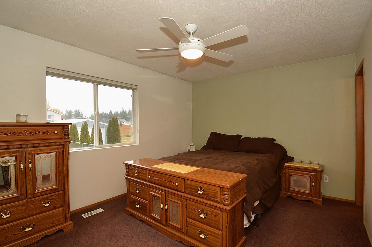 519 East Ballard Road Colbert, WA 99005 - Photo 8 of 20