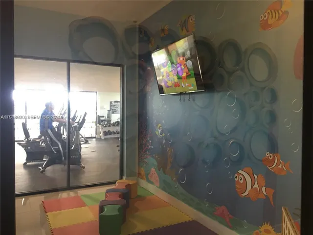 $584,000 | 3388 West 100th Terrace, Hialeah, FL 33018