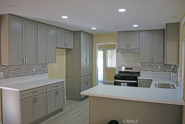 $4,200 | 2538 Alona Street, Santa Ana, CA 92706