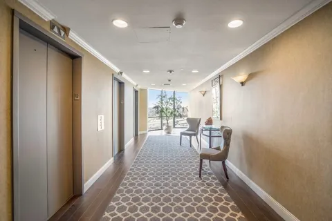 $325,000 | 15 Greenway Plaza, Unit 12D, Houston, TX 77046