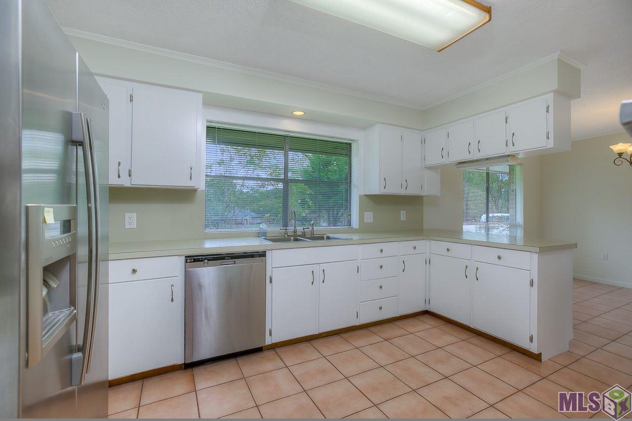 864 Diron Circle Baton Rouge, LA 70810 - Photo 11 of 25 Kitchen