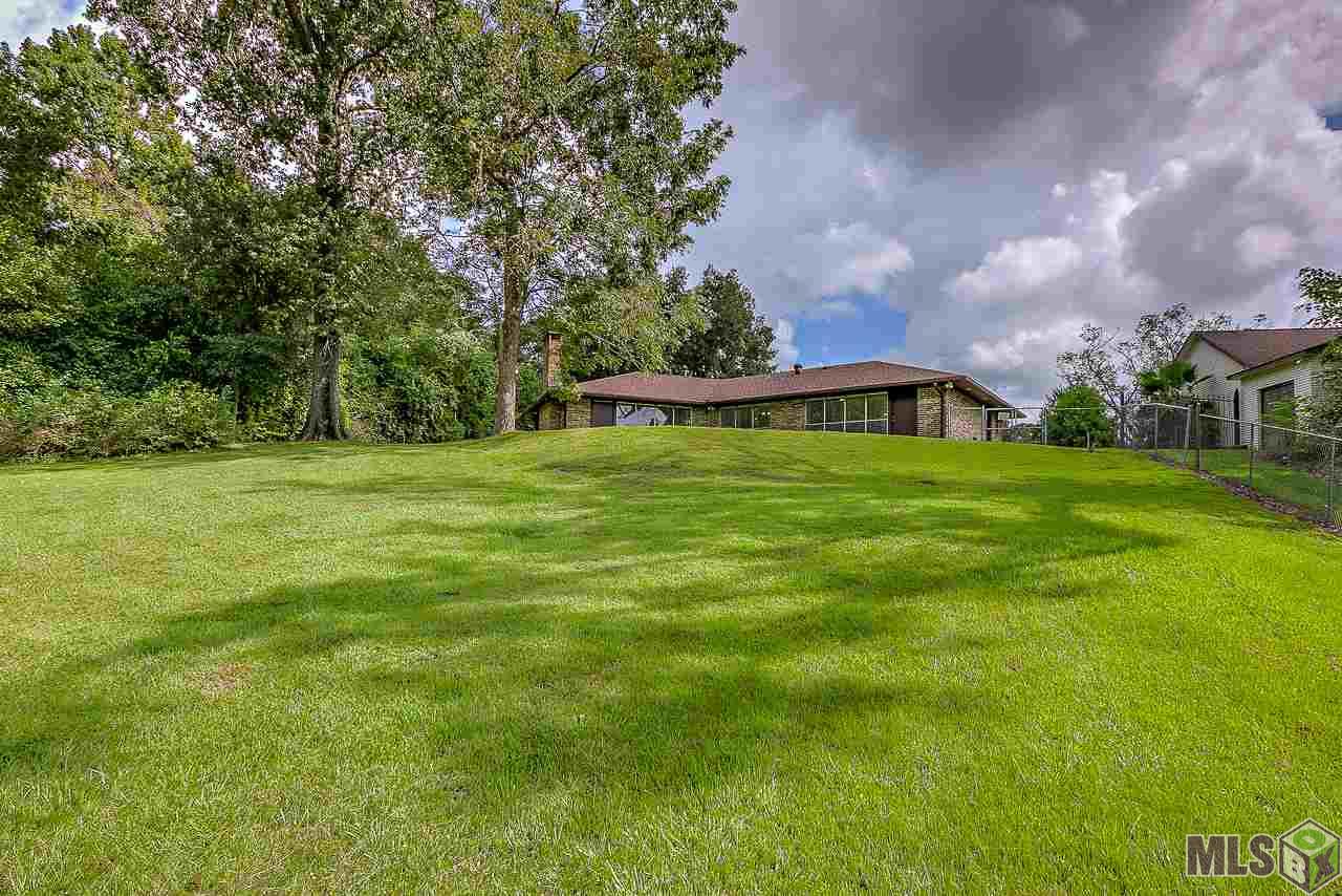 864 Diron Circle Baton Rouge, LA 70810 - Photo 9 of 25 Back View of House