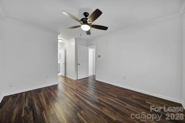 $1,695 | 5007 Sharon Road, Unit E, Charlotte, NC 28210