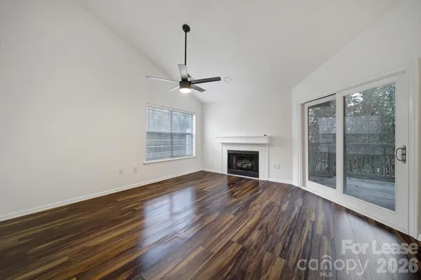 $1,695 | 5007 Sharon Road, Unit E, Charlotte, NC 28210