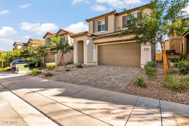 $700,000 | 10851 Hanwicke Harbor Avenue, Las Vegas, NV 89166