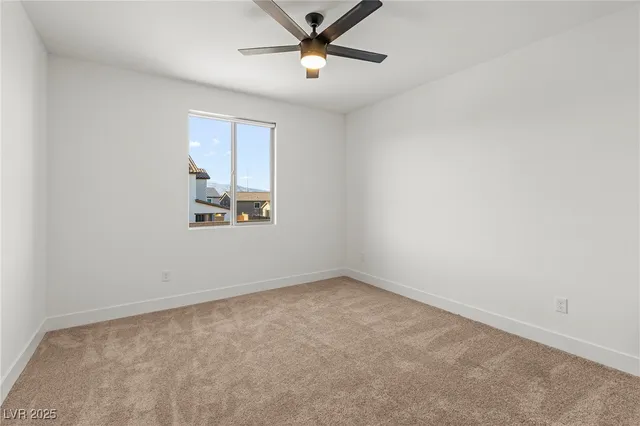 $700,000 | 10851 Hanwicke Harbor Avenue, Las Vegas, NV 89166