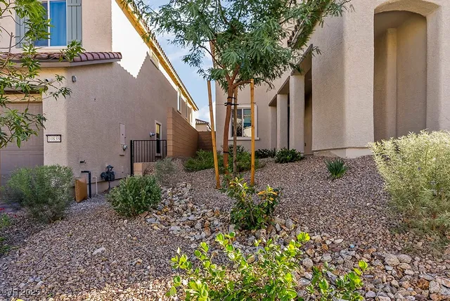 $700,000 | 10851 Hanwicke Harbor Avenue, Las Vegas, NV 89166