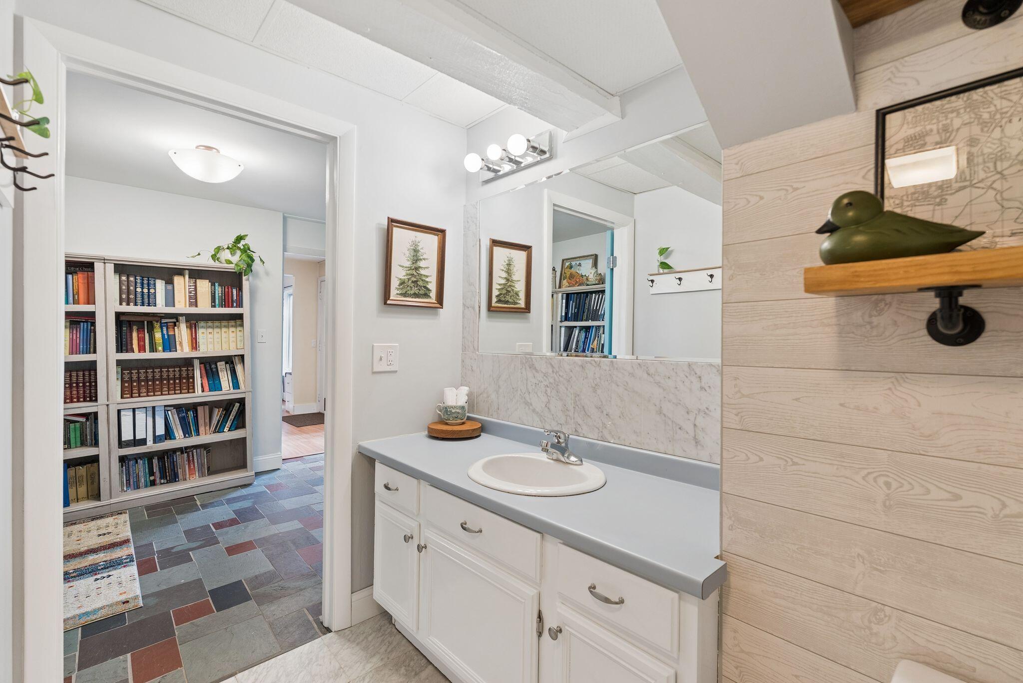 475 N Road Leeds, ME 04263 - Photo 29 of 93