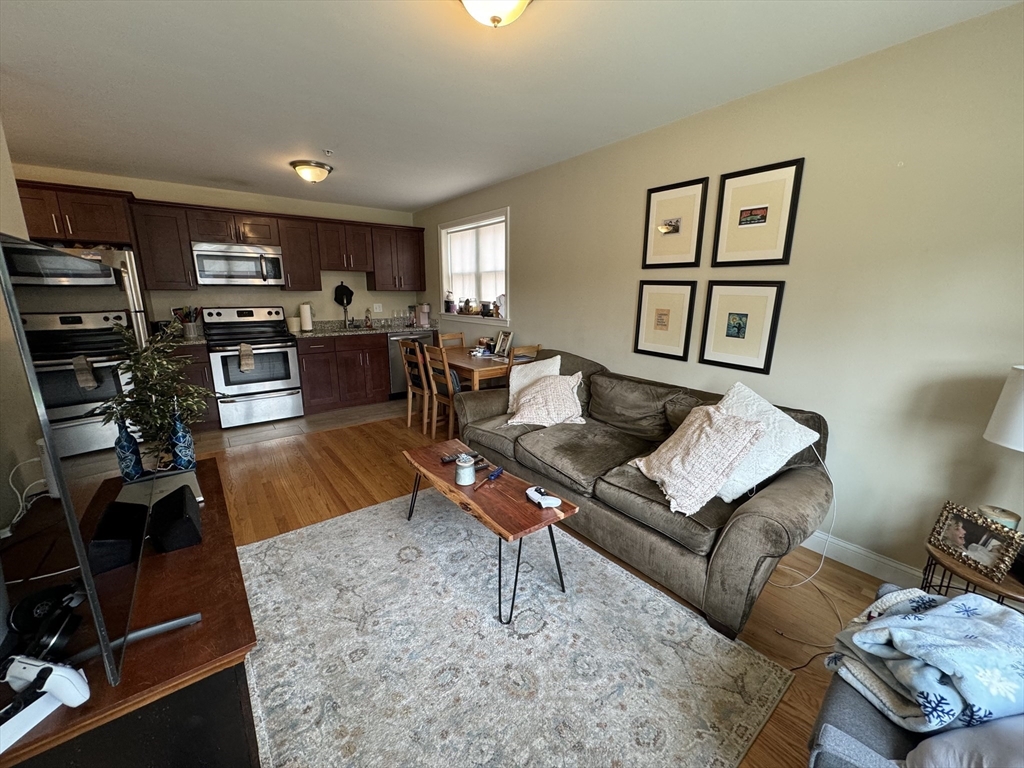 159 Summer Street, Unit 3 Waltham, MA 02452 - Photo 2 of 21
