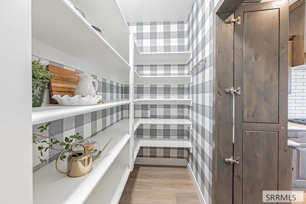 3184 South Chartwell Garden Ammon, ID 83406 - Photo 11 of 32