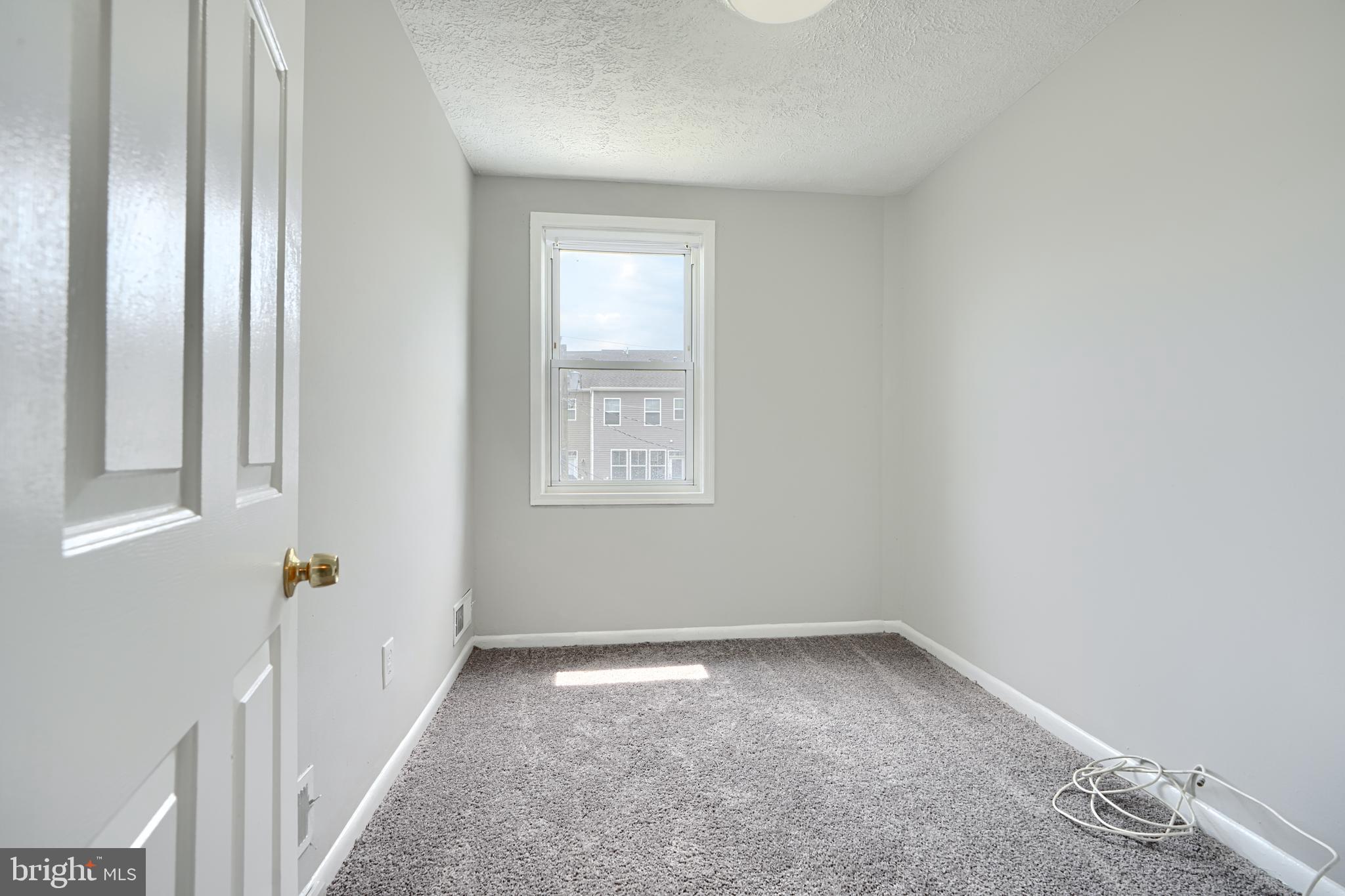 7 Cardinal Road Essex, MD 21221 - Photo 11 of 31