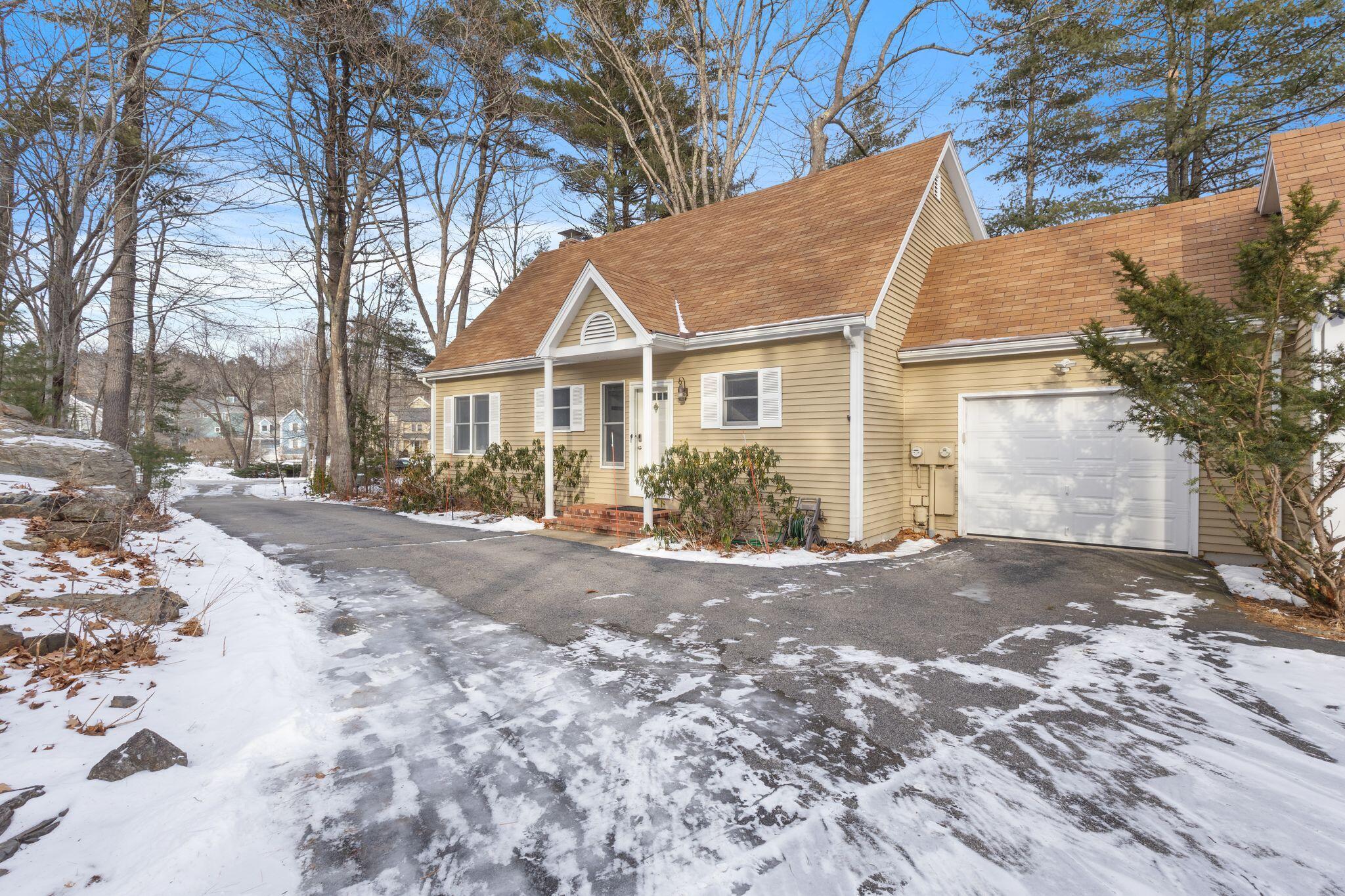 14 Valleybrook Road, Unit 14 Ogunquit, ME 03907 - Photo 3 of 40 14_Valleybrook_Rd_01