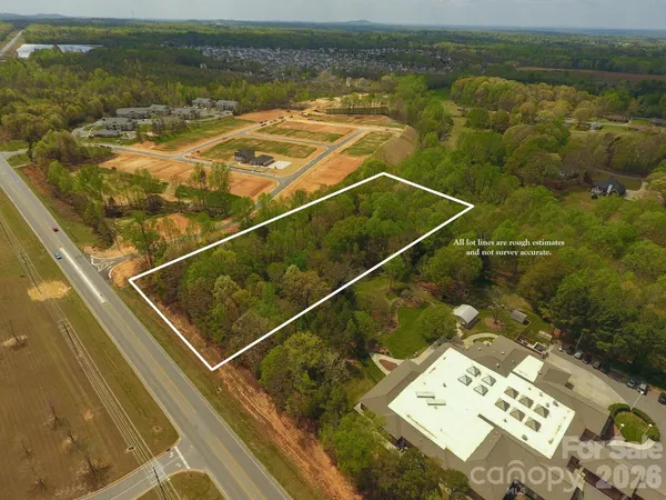 $320,000 | 222 Kings Mountain Boulevard, Kings Mountain, NC 28086