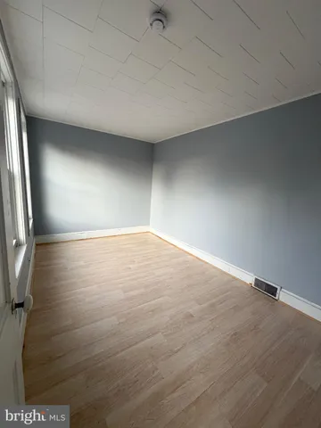 $1,500 | 1113 Spring Street, Reading, PA 19604