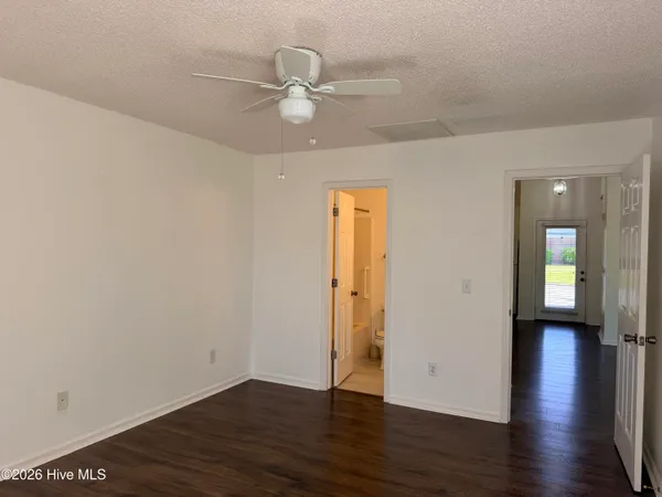 $1,600 | 3737 Merestone Drive, Wilmington, NC 28412