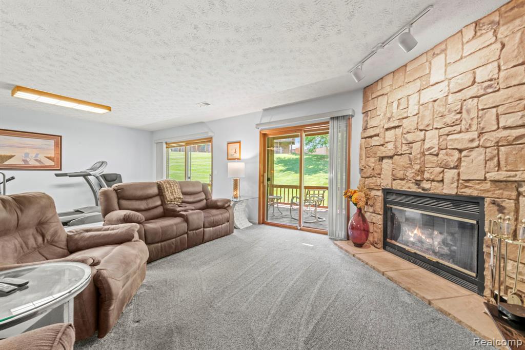 6687 Ridgeview Drive Clarkston, MI 48346 - Photo 35 of 41