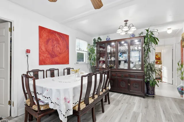 $365,000 | 105 West Edgewood Avenue, Linwood, NJ 08221