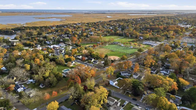 $365,000 | 105 West Edgewood Avenue, Linwood, NJ 08221