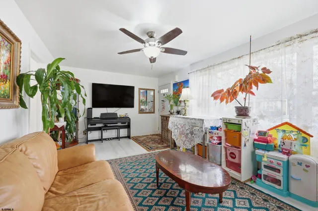 $365,000 | 105 West Edgewood Avenue, Linwood, NJ 08221