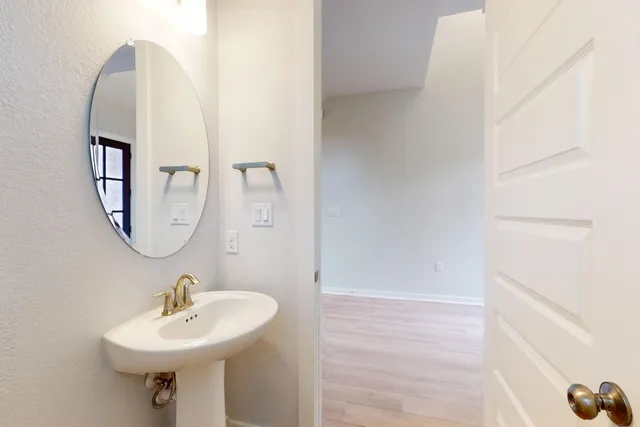 $424,990 | 13108 Geary Drive, Austin, TX 78610