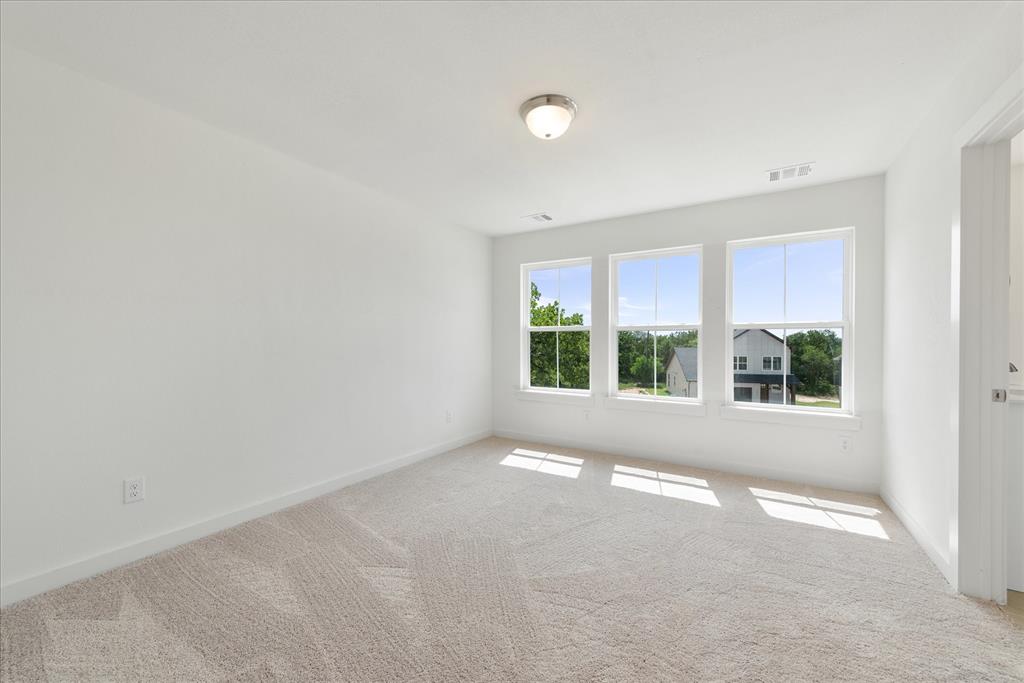 1215 Chestnut Court Runaway Bay, TX 76426 - Photo 19 of 28 a view of livingroom with furniture