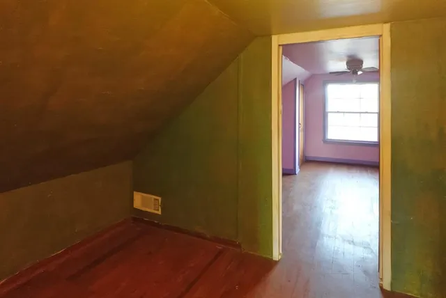 $243,585 | 125 West Mesquite Street, Dublin, TX 76446