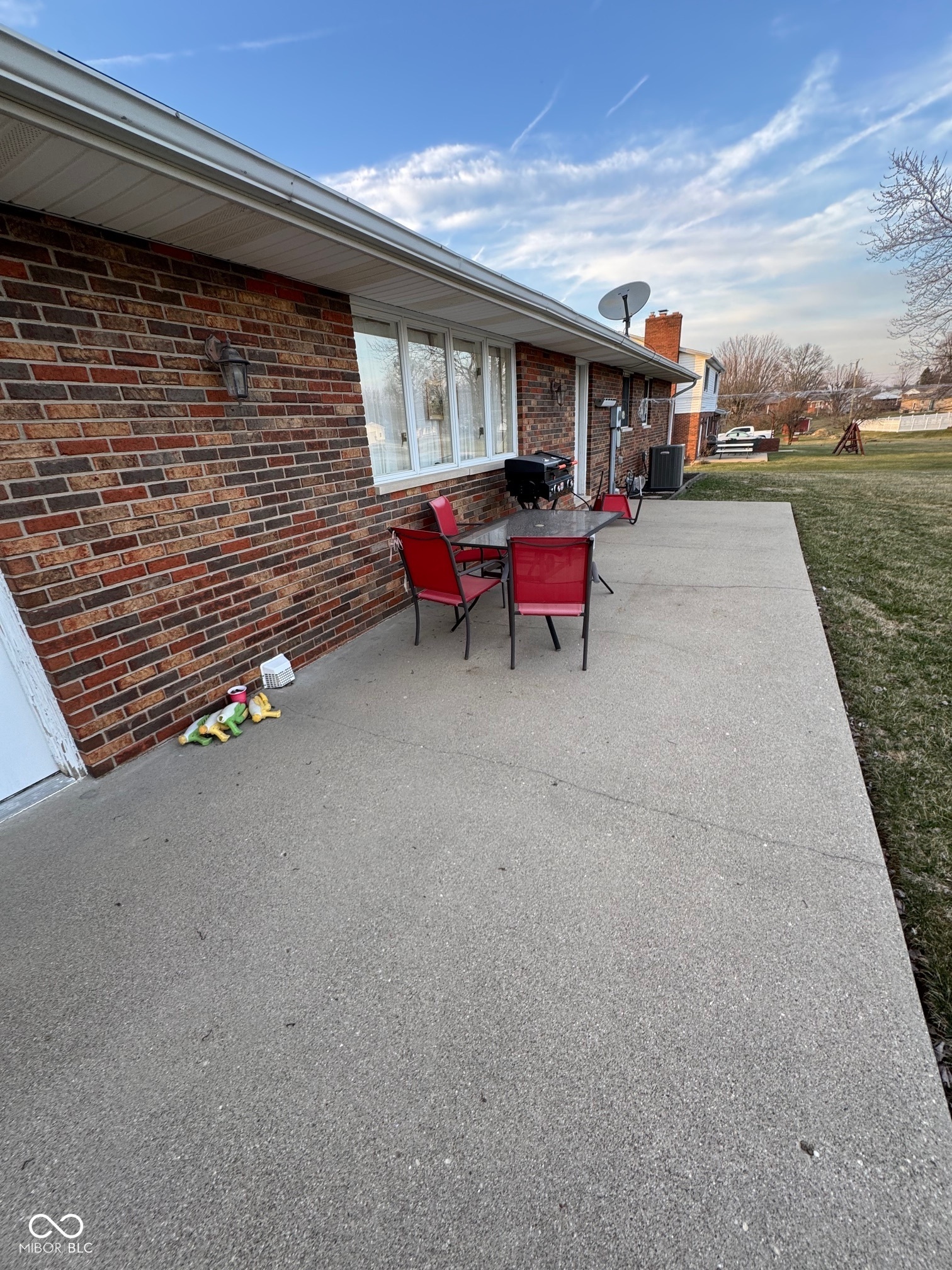 22 Village Road Batesville, IN 47006 - Photo 4 of 40