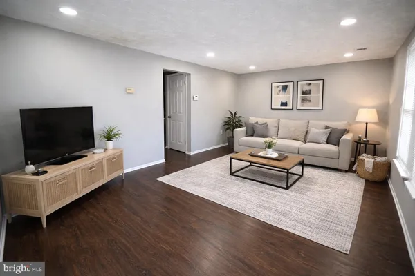 $2,030 | 2103 Tanglewood Drive, Waldorf, MD 20601