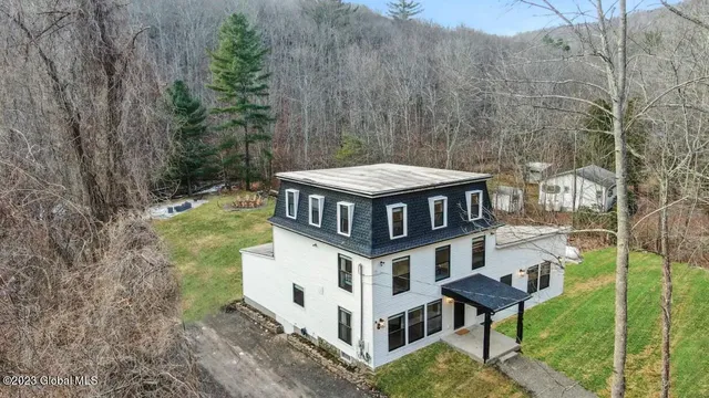 $950,000 | 57 Birch Creek Road, Shandaken, NY 12465
