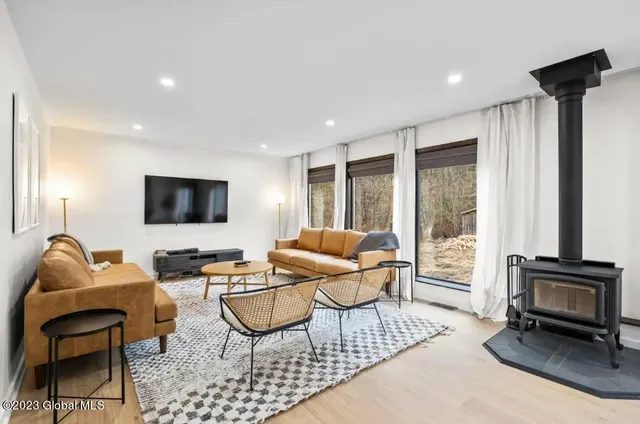 $950,000 | 57 Birch Creek Road, Shandaken, NY 12465