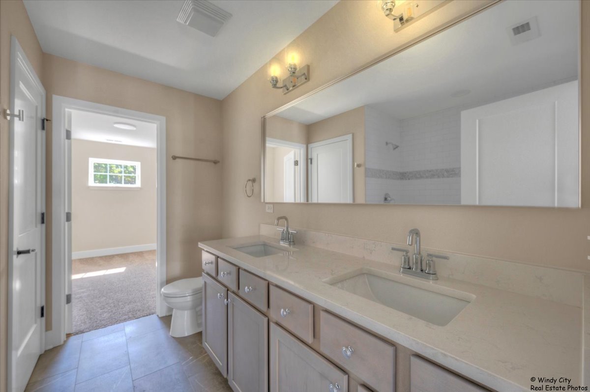 413 Haber Road, Unit 5 Cary, IL 60013 - Photo 12 of 18