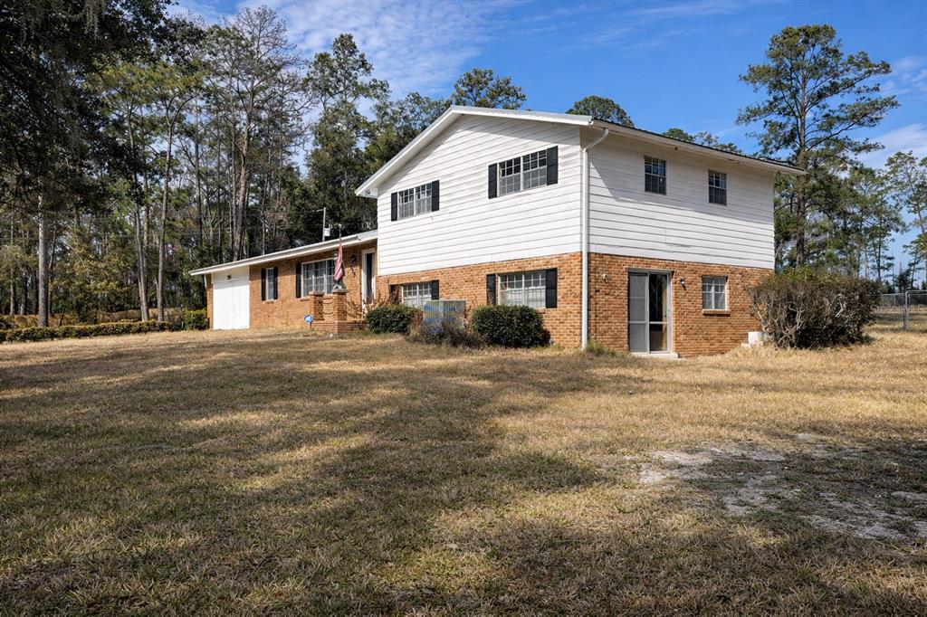 355 Southwest Marvin Burnett Road Lake City, FL 32025 - Photo 7 of 65