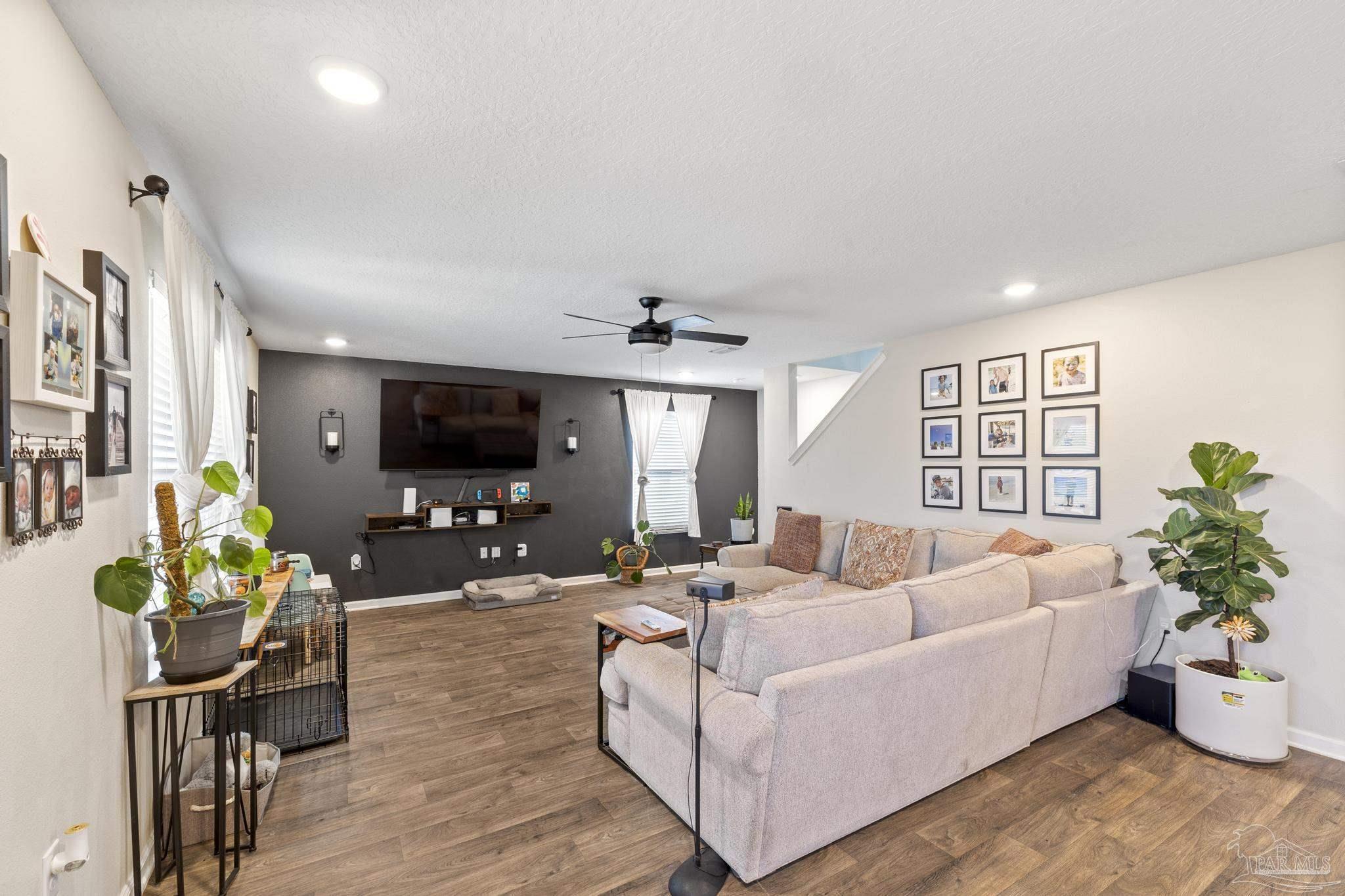 4678 Perception Circle Milton, FL 32570 - Photo 8 of 41