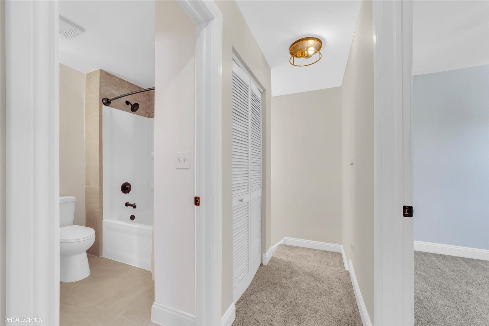 1373 Cimarron Court Elgin, IL 60120 - Photo 24 of 36