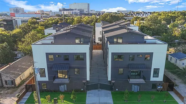 $669,000 | 2203 Hondo Avenue, Unit 103, Dallas, TX 75219