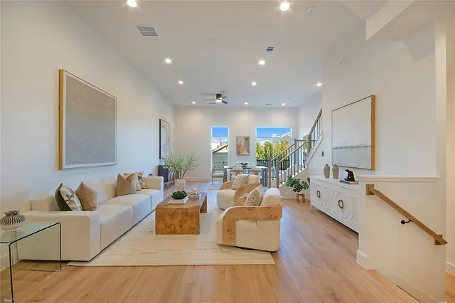 $669,000 | 2203 Hondo Avenue, Unit 103, Dallas, TX 75219