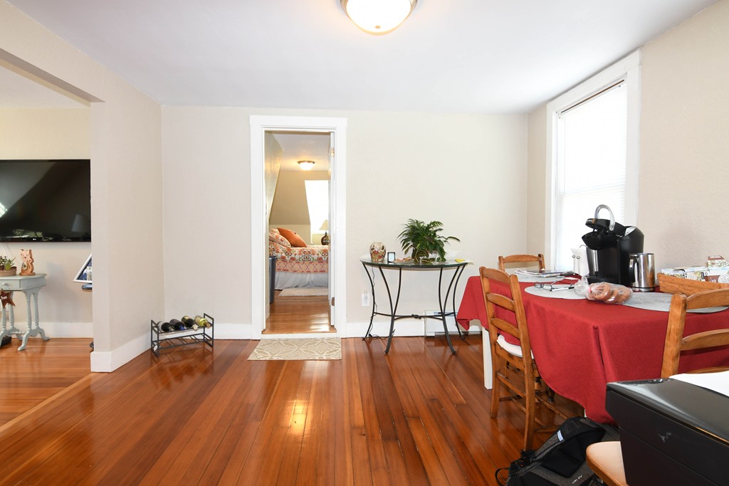 44 Charnock Street Beverly, MA 01915 - Photo 7 of 14