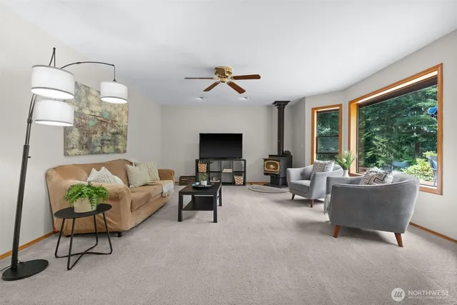 $1,149,000 | 1125 Neah Drive, Fox Island, WA 98333