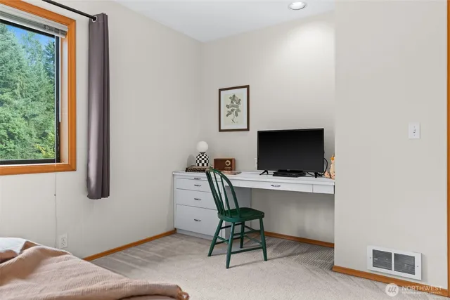 $1,149,000 | 1125 Neah Drive, Fox Island, WA 98333