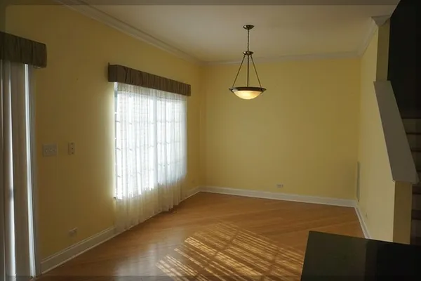 $2,600 | 125 Rachel Road, Unit 505A, Willow Springs, IL 60480