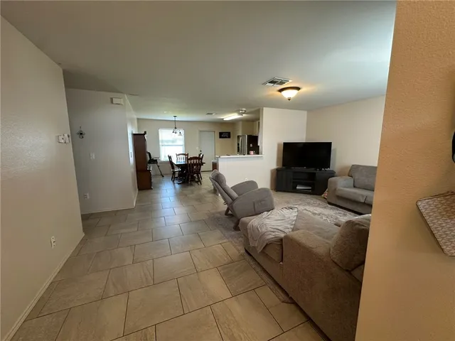 $1,795 | 1026 Sacramento Street, Portland, TX 78374