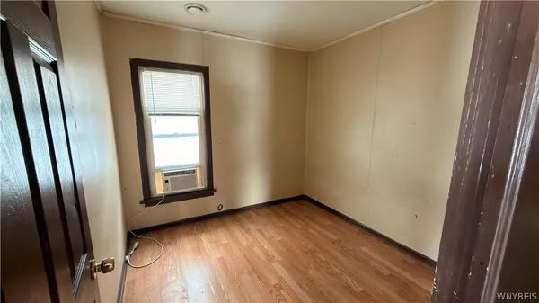 $1,200 | 42 Hartman Place, Buffalo, NY 14207