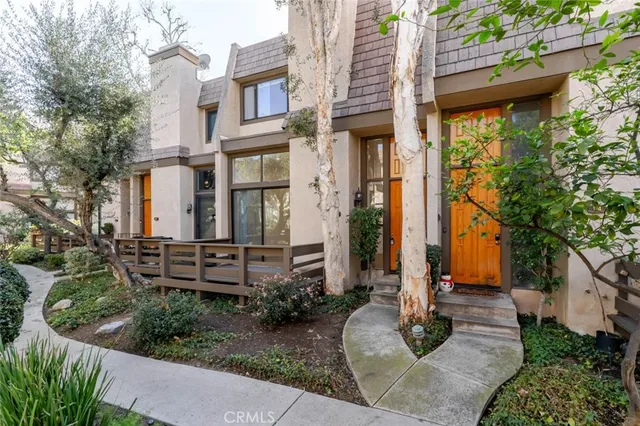 $645,000 | 9000 Vanalden Avenue, Unit 175, Northridge, CA 91324