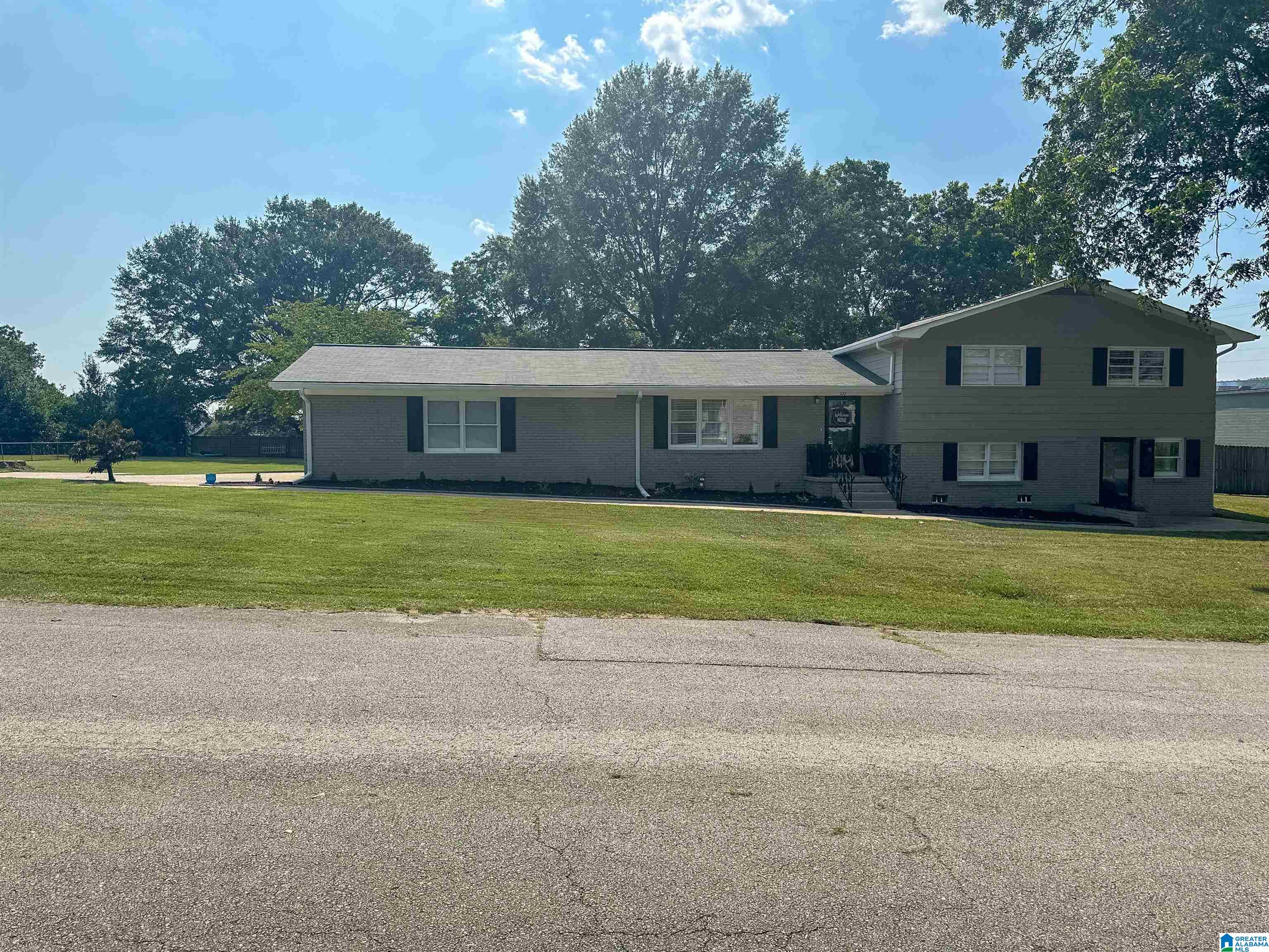 100 Bennett Street Oxford, AL 36203 - Photo 2 of 31