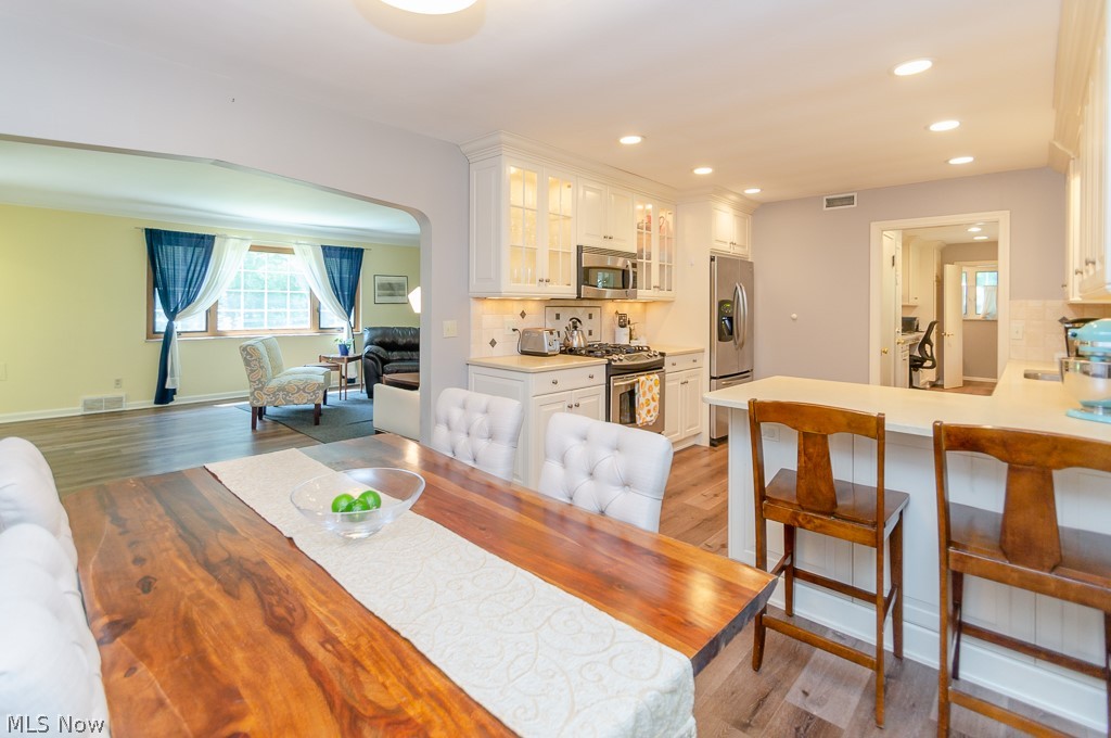 20790 Mastick Road Cleveland, OH 44126 - Photo 12 of 27