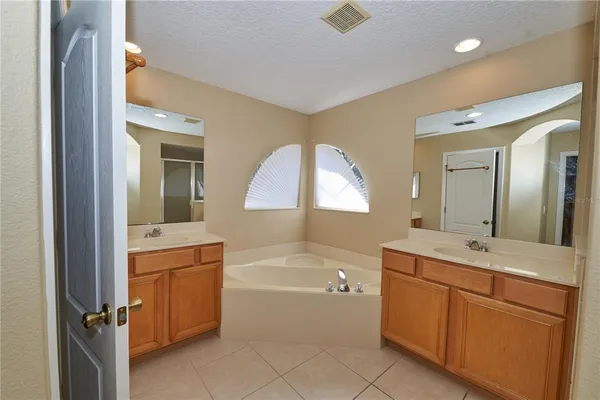 $435,000 | 33840 Terragona Drive, Sorrento, FL 32776
