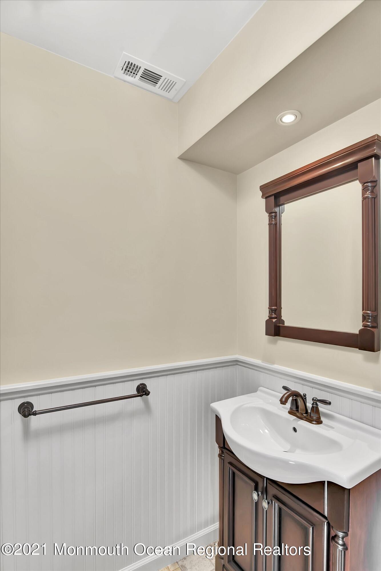 395 Aldrich Road Howell, NJ 07731 - Photo 15 of 37 16-Bathroom
