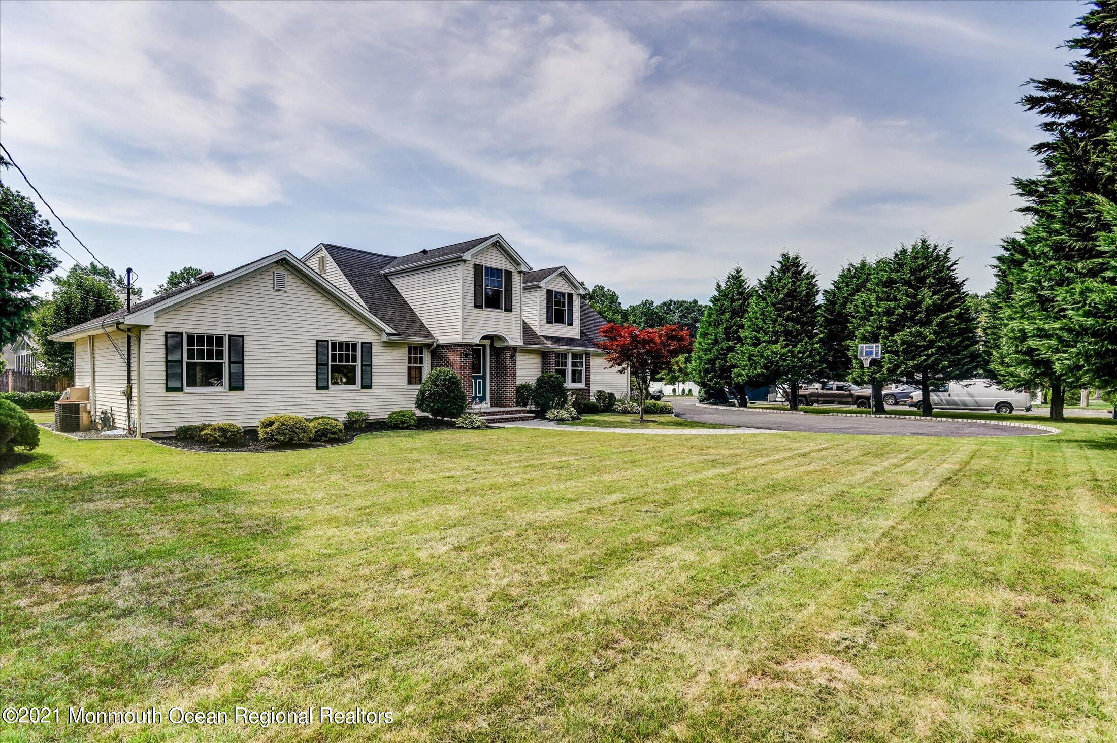 395 Aldrich Road Howell, NJ 07731 - Photo 3 of 37 03-Front View