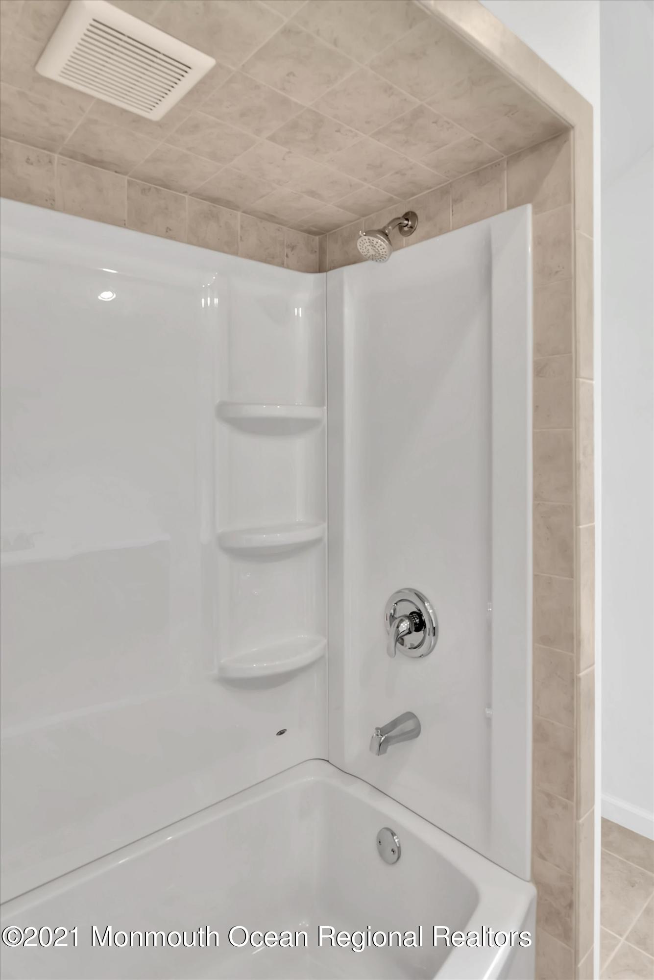 395 Aldrich Road Howell, NJ 07731 - Photo 24 of 37 25-Master Bathroom