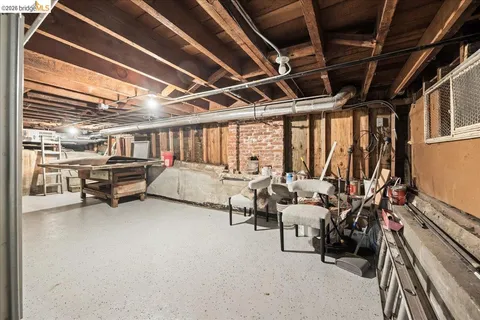 $649,000 | 5340 Walnut Street, Oakland, CA 94619